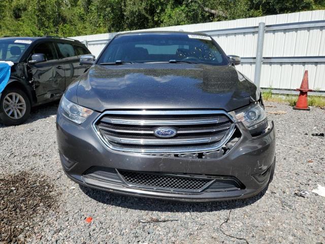 Photo 5 from auction – 2017 FORD TAURUS LIM with VIN 1FAHP2F85HG104791