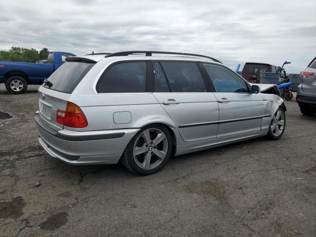 Photo 3 from auction – 2004 BMW 325 XIT with VIN WBAEP33424PF03981