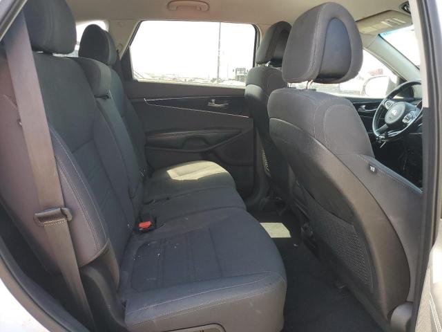 Photo 11 from auction – 2016 KIA SORENTO with VIN 5XYPG4A5XGG005819