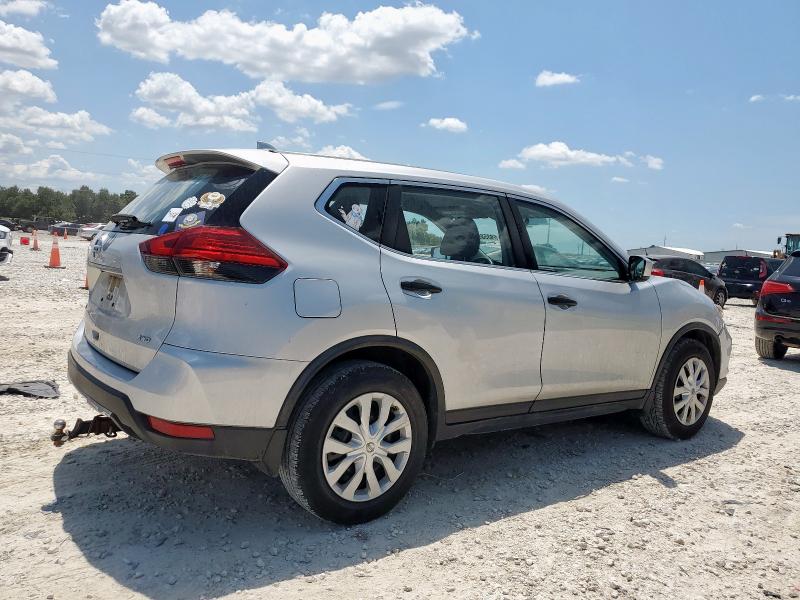 Photo 3 from auction – 2017 NISSAN ROGUE S with VIN JN8AT2MVXHW008990