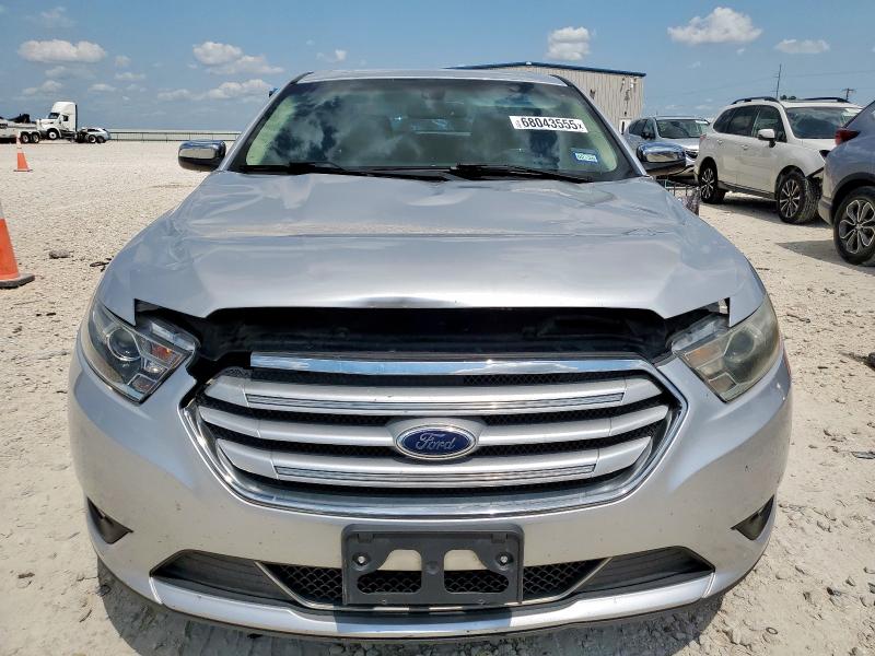 Photo 5 from auction – 2015 FORD TAURUS LIM with VIN 1FAHP2F82FG146865