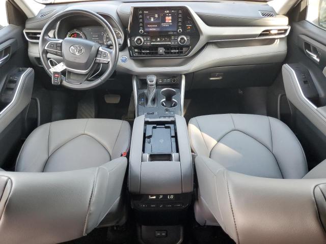 Photo 8 from auction – 2022 TOYOTA HIGHLANDER with VIN 5TDGBRCH4NS547419