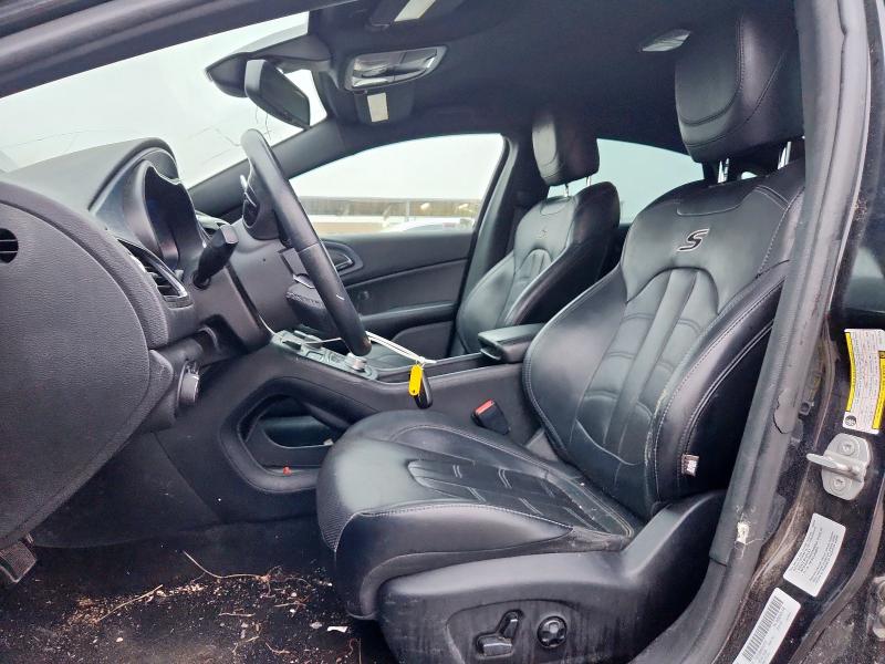 Photo 7 from auction – 2016 CHRYSLER 200 S with VIN 1C3CCCBG8GN147779