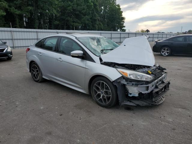Photo 4 from auction – 2015 FORD FOCUS SE with VIN 1FADP3F23FL226425