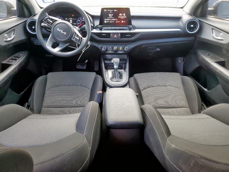 Photo 8 from auction – 2023 KIA FORTE LX with VIN 3KPF24AD7PE633786