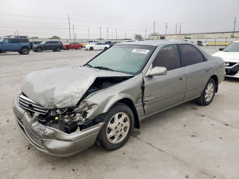 TOYOTA CAMRY CE 2000 with VIN JT2BG22K5Y0396705 - Photo from auction