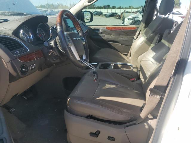 Photo 7 from auction – 2012 CHRYSLER TOWN & COU with VIN 2C4RC1GG7CR105958