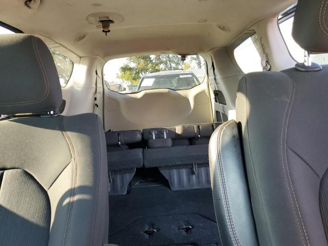 Photo 10 from auction – 2017 CHRYSLER PACIFICA T with VIN 2C4RC1DGXHR623221