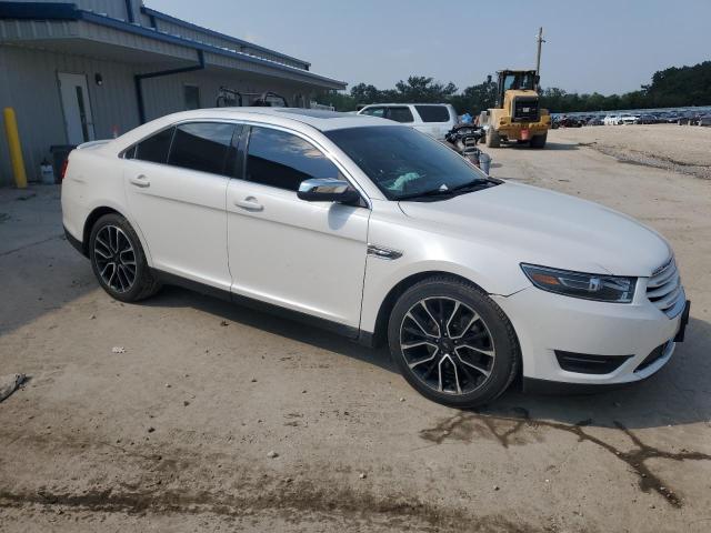Photo 4 from auction – 2017 FORD TAURUS LIM with VIN 1FAHP2J8XHG131086