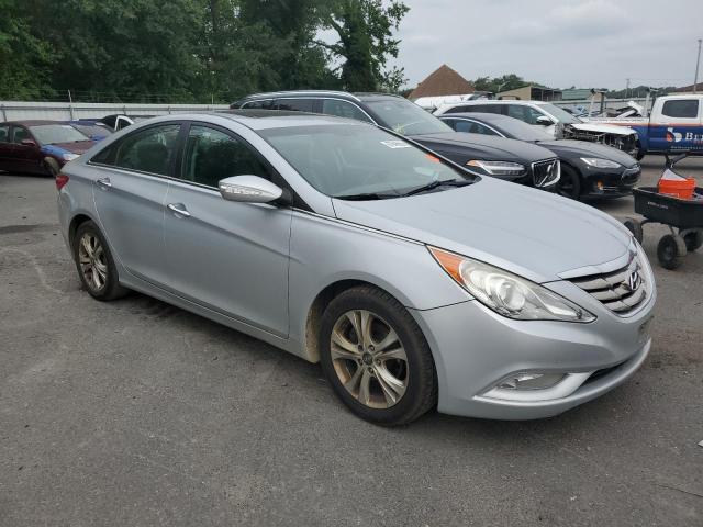 Photo 4 from auction – 2011 HYUNDAI SONATA SE with VIN 5NPEC4AC4BH000621