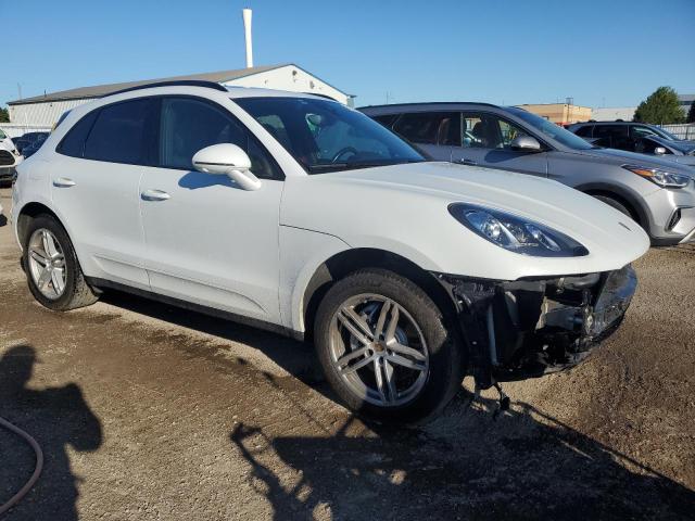 Photo 4 from auction – 2018 PORSCHE MACAN S with VIN WP1AB2A5XJLB40110
