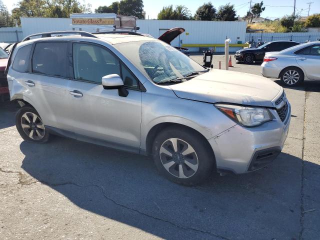 Photo 4 from auction – 2018 SUBARU FORESTER 2 with VIN JF2SJAGC8JH454979