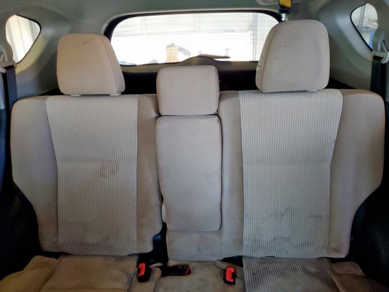 Photo 10 from auction – 2013 TOYOTA RAV4 LE with VIN 2T3ZFREV1DW043035