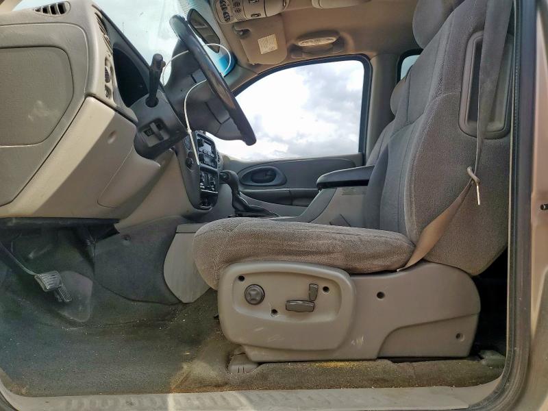 Photo 7 from auction – 2003 CHEVROLET TRAILBLAZE with VIN 1GNES16S236180475