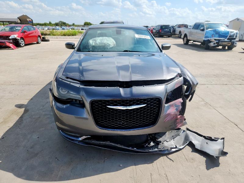 Photo 5 from auction – 2016 CHRYSLER 300 S with VIN 2C3CCAGG8GH248892