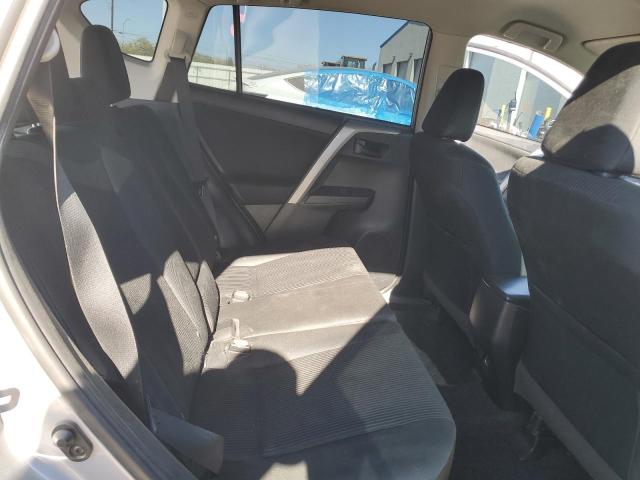 Photo 11 from auction – 2017 TOYOTA RAV4 LE with VIN 2T3ZFREV2HW398950