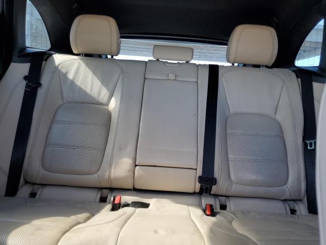 Photo 10 from auction – 2017 JAGUAR F-PACE PRE with VIN SADCK2BV4HA065052