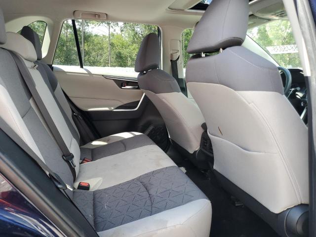 Photo 11 from auction – 2019 TOYOTA RAV4 XLE with VIN JTMW1RFVXKD510639