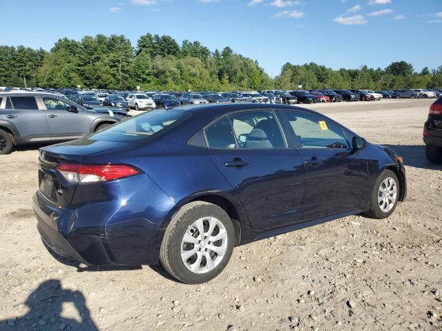 Photo 3 from auction – 2022 TOYOTA COROLLA LE with VIN 5YFEPMAE0NP318975