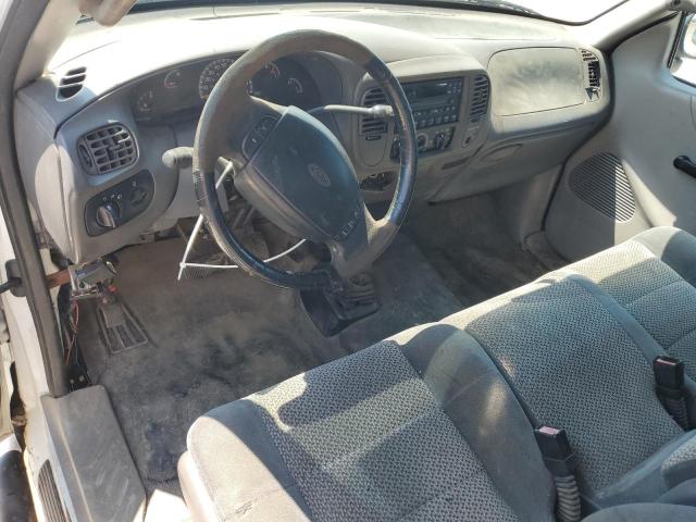 Photo 8 from auction – 2000 FORD F150 with VIN 1FTRX18L9YNB88412