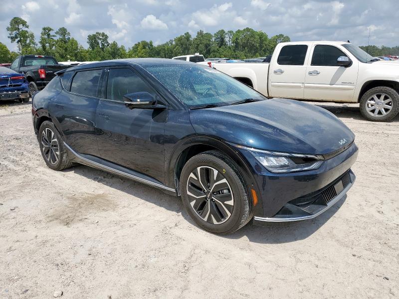 Photo 4 from auction – 2023 KIA EV6 LIGHT with VIN KNDC34LA1P5105787