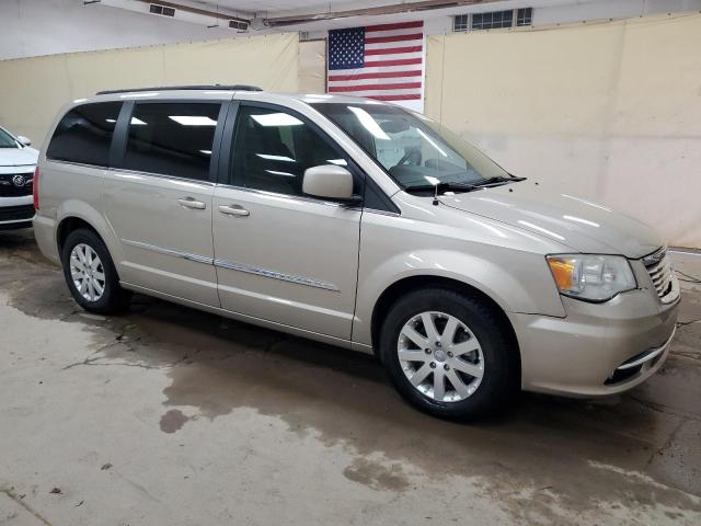 Photo 4 from auction – 2016 CHRYSLER TOWN & COU with VIN 2C4RC1BG8GR263948