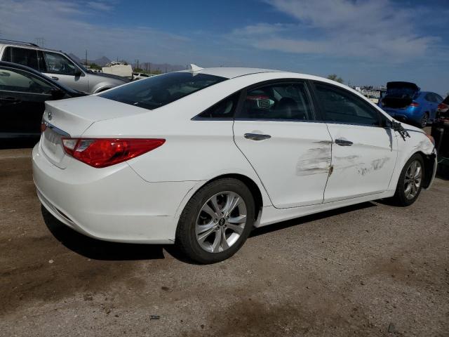 Photo 3 from auction – 2013 HYUNDAI SONATA SE with VIN 5NPEC4AC2DH675919
