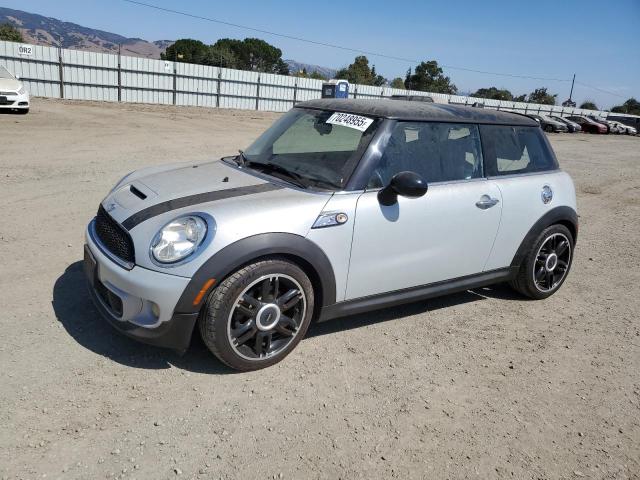MINI COOPER S 2013 with VIN WMWSV3C56DT477228 - Photo from auction