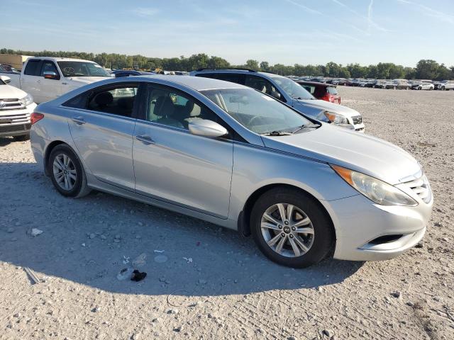 Photo 4 from auction – 2011 HYUNDAI SONATA GLS with VIN 5NPEB4AC4BH180007