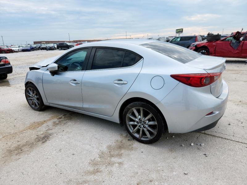 Photo 2 from auction – 2018 MAZDA 3 TOURING with VIN 3MZBN1V32JM181679
