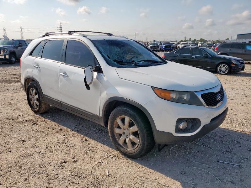 Photo 4 from auction – 2012 KIA SORENTO BASE with VIN 5XYKT3A66CG255867