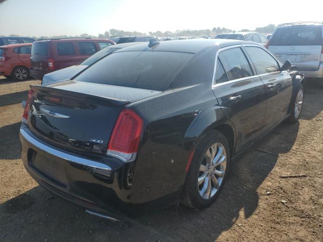 Photo 3 from auction – 2015 CHRYSLER 300 LIMITED with VIN 2C3CCARGXFH782052