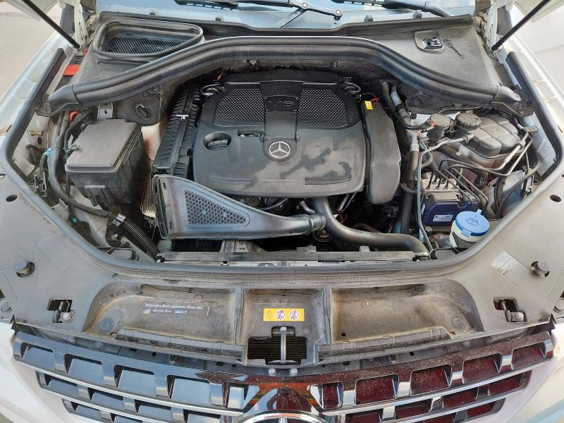 Photo 12 from auction – 2014 MERZ ML 350 with VIN 4JGDA5JB7EA417303