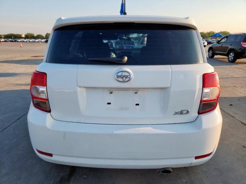 Photo 6 from auction – 2011 TOYOTA SCION XD with VIN JTKKU4B41B1013432