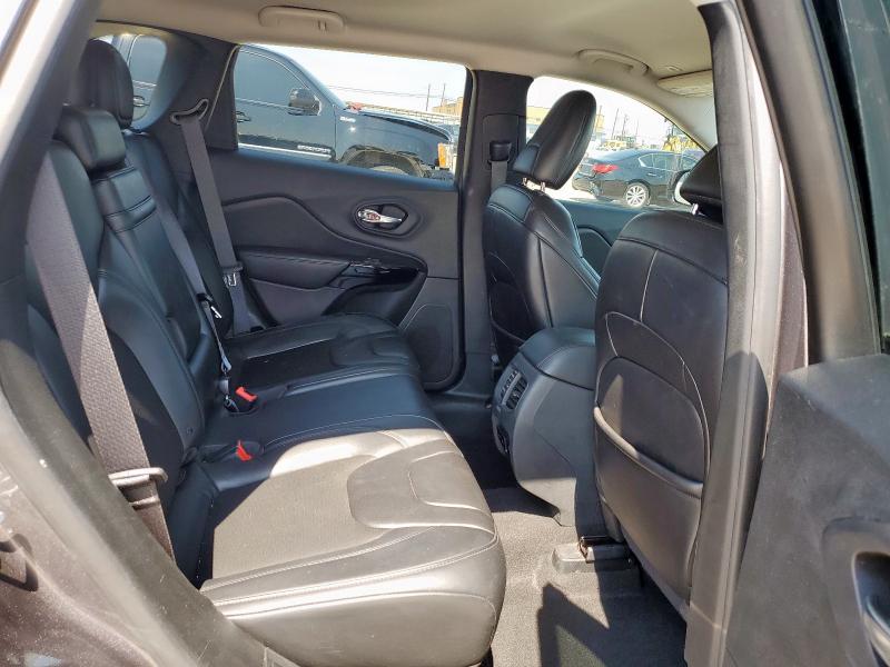 Photo 11 from auction – 2019 JEEP CHEROKEE L with VIN 1C4PJLLB2KD338974