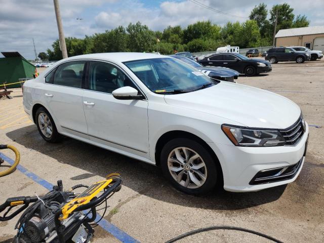 Photo 4 from auction – 2017 VOLKSWAGEN PASSAT S with VIN 1VWAT7A3XHC014668