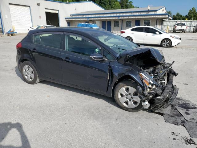 Photo 4 from auction – 2017 KIA FORTE LX with VIN KNAFK5A82H5684440