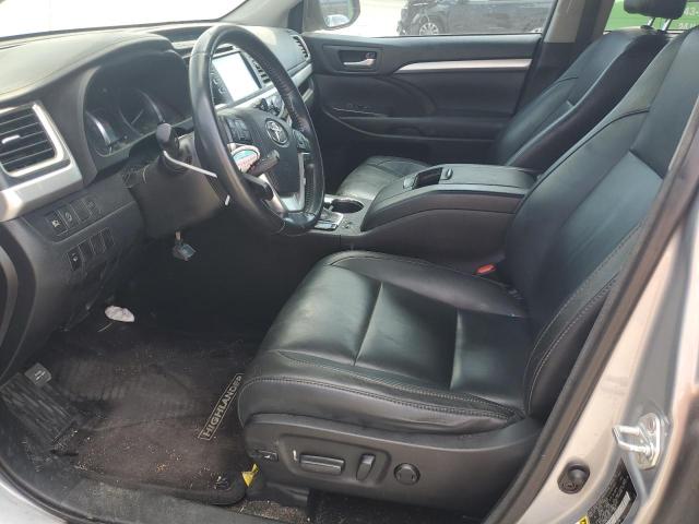 Photo 7 from auction – 2017 TOYOTA HIGHLANDER with VIN 5TDKZRFH7HS510452