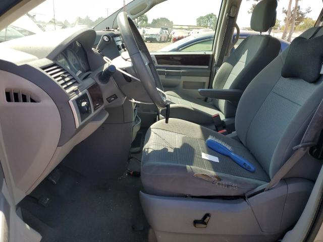 Photo 7 from auction – 2010 CHRYSLER TOWN & COU with VIN 2A4RR5D18AR359417