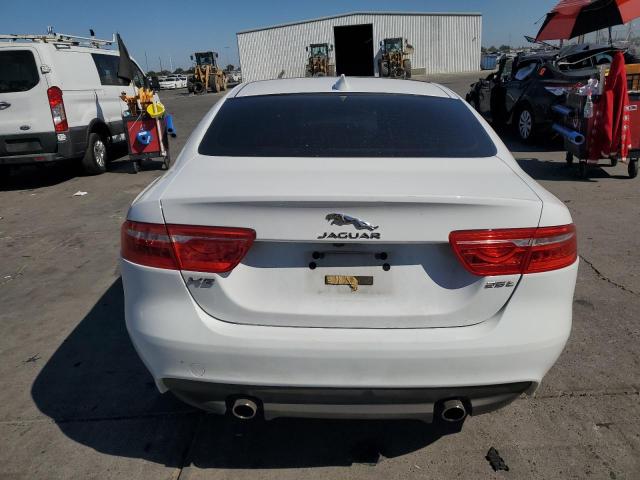 Photo 6 from auction – 2017 JAGUAR XE with VIN SAJAR4BG8HA951761