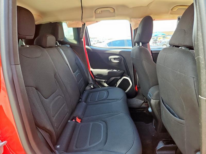 Photo 11 from auction – 2018 JEEP RENEGADE L with VIN ZACCJABB7JPJ23396