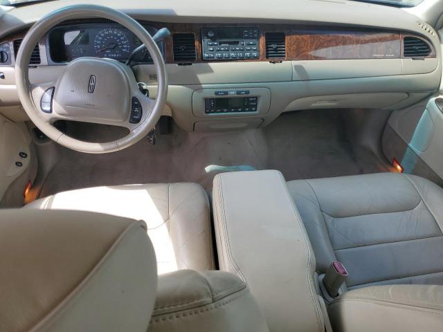 Photo 8 from auction – 2000 LINCOLN TOWN CAR E with VIN 1LNHM81W8YY847222