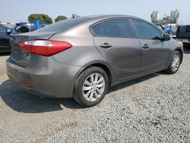 Zdjęcie 3 z aukcji – 2014 KIA FORTE LX z VIN KNAFX4A64E5159482