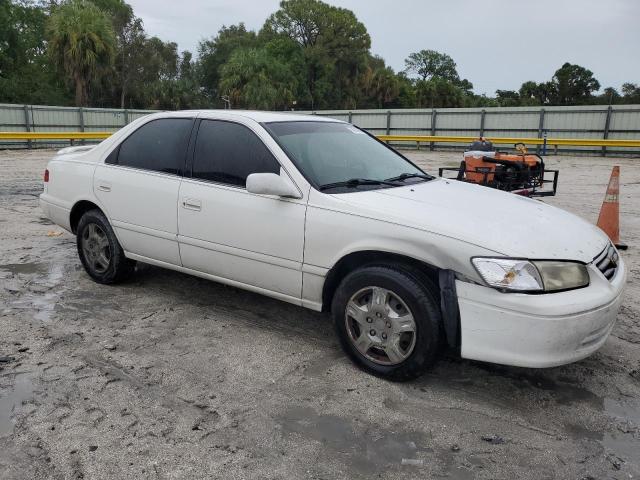 Photo 4 from auction – 2000 TOYOTA CAMRY CE with VIN 4T1BG22K9YU994159