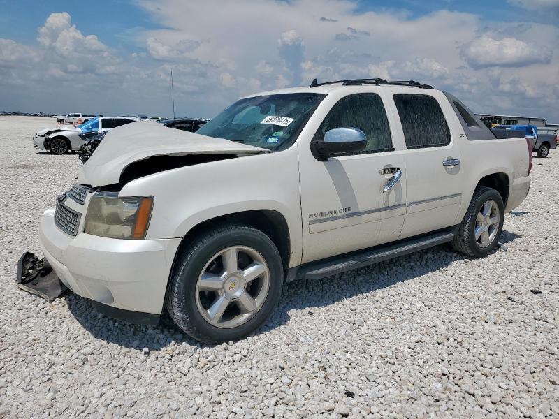 CHEVROLET AVALANCHE LTZ 2011 with VIN 3GNTKGE34BG104516 - Photo from auction