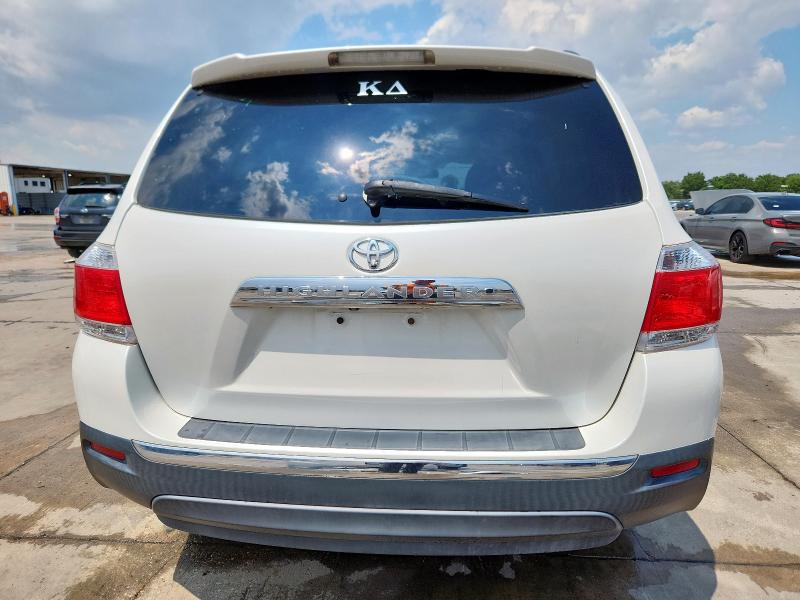 Photo 6 from auction – 2011 TOYOTA HIGHLANDER with VIN 5TDZK3EH3BS036685