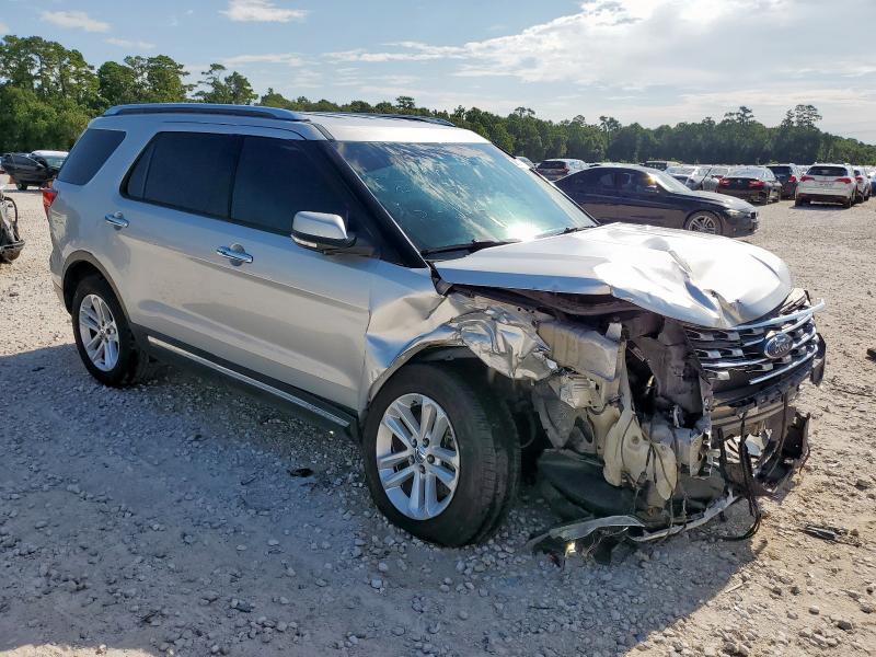 Photo 4 from auction – 2016 FORD EXPLORER L with VIN 1FM5K7F85GGA79197