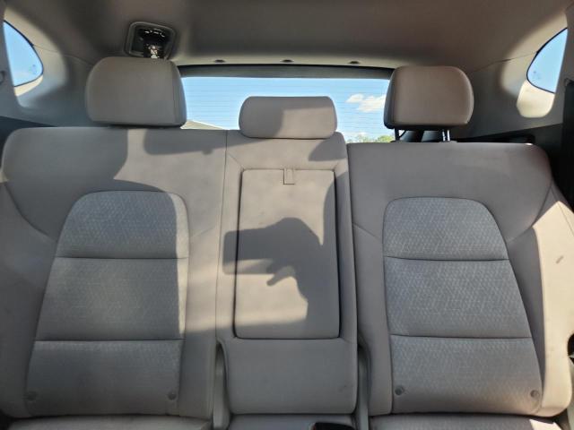 Photo 10 from auction – 2016 HYUNDAI TUCSON LIM with VIN KM8J33A43GU143425