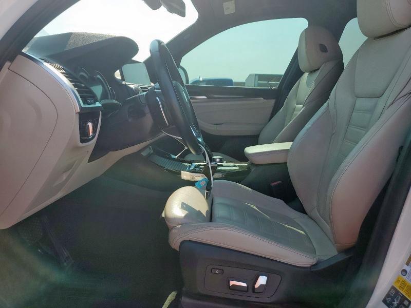 Photo 7 from auction – 2019 BMW X3 XDRIVE3 with VIN 5UXTR9C53KLP81644