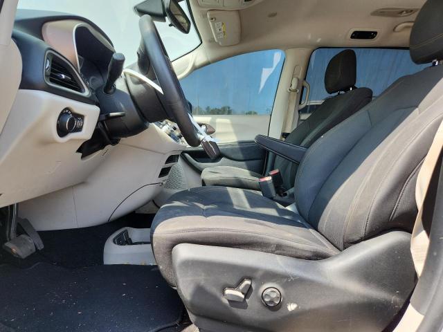 Photo 7 from auction – 2017 CHRYSLER PACIFICA T with VIN 2C4RC1DG1HR515165